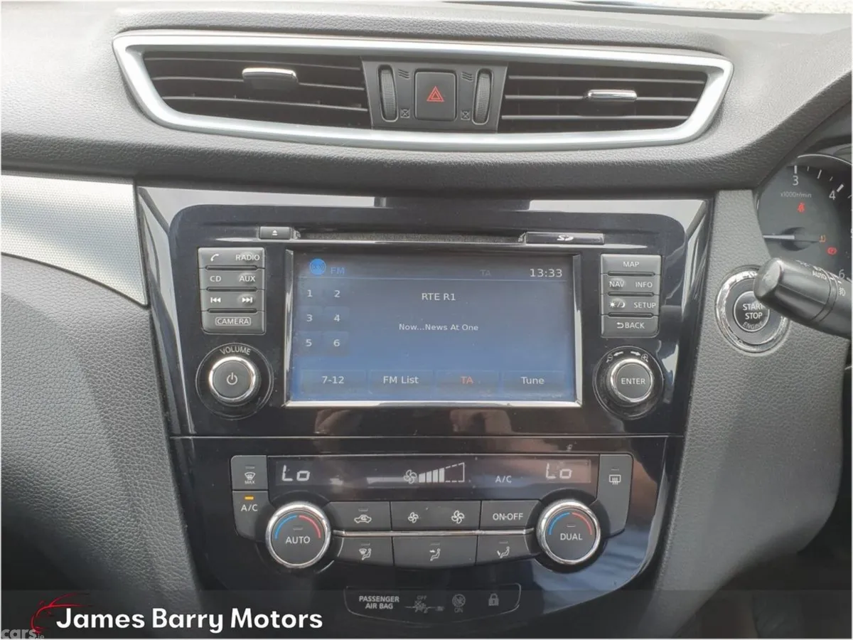 Nissan Qashqai SUV, Diesel, 2017, Blue