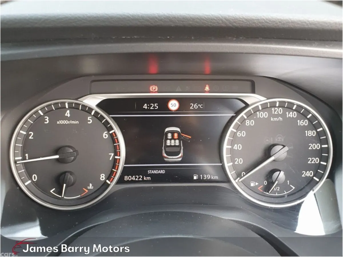 Nissan Qashqai MPV, Petrol, 2022, Grey