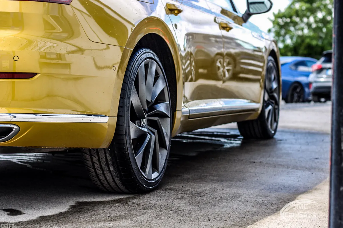 Volkswagen Arteon Hatchback, Diesel, 2018, Yellow