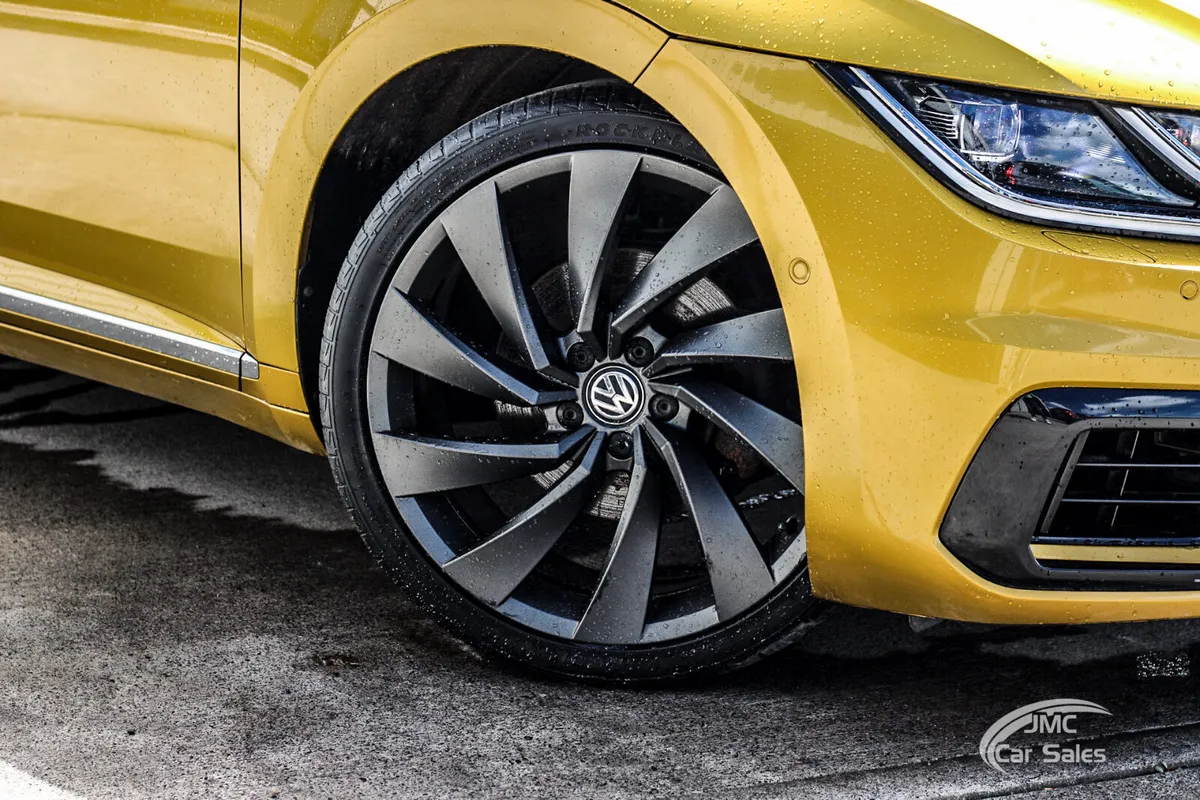 Volkswagen Arteon Hatchback, Diesel, 2018, Yellow