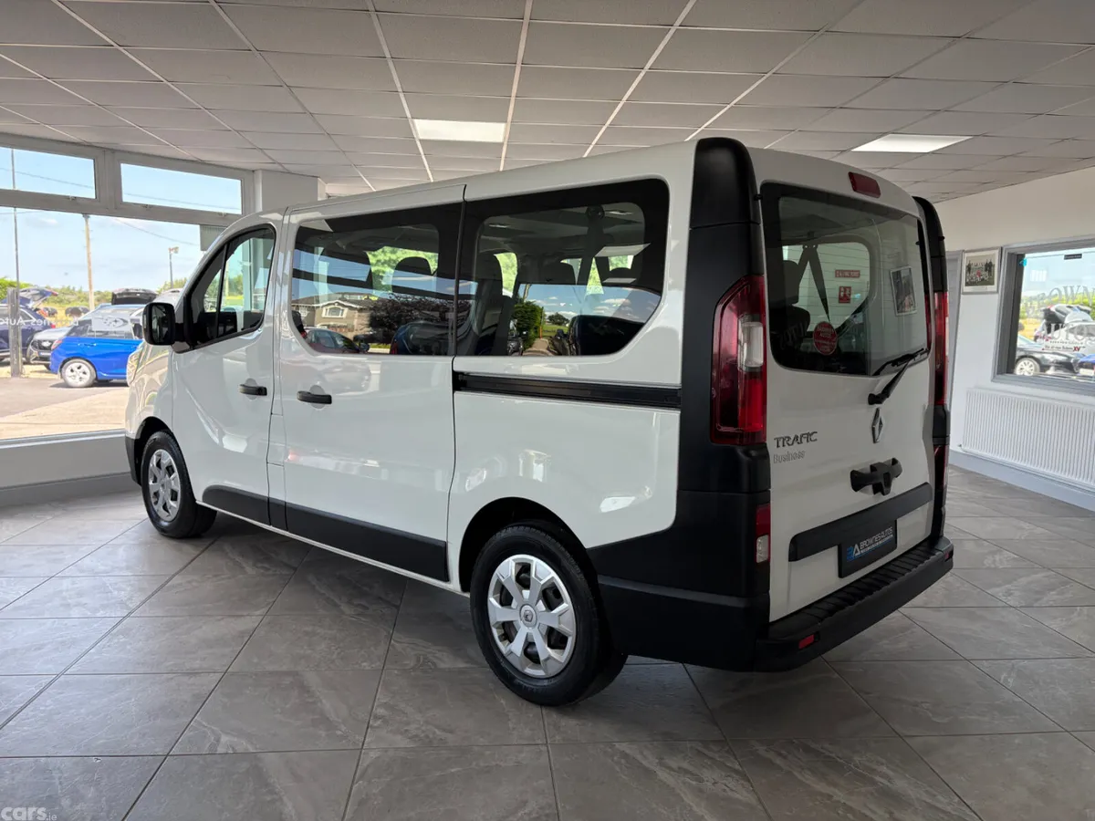Renault Trafic MPV, Diesel, 2023, White