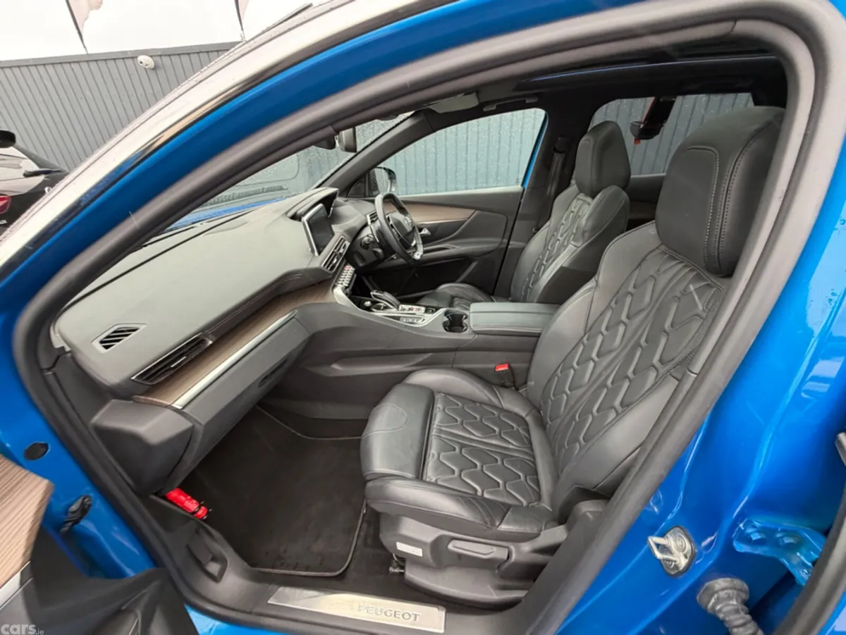 Peugeot 3008 SUV, Diesel, 2021, Blue