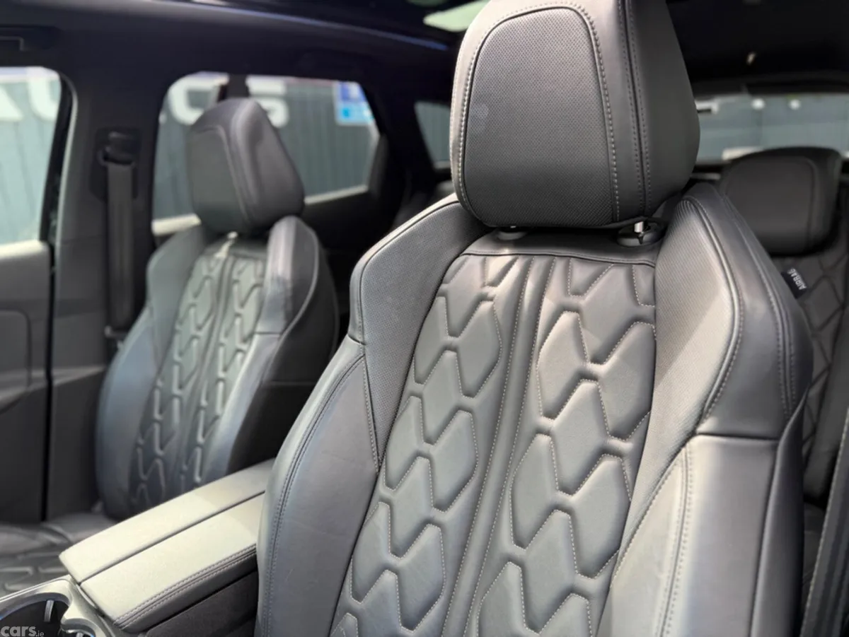Peugeot 3008 SUV, Diesel, 2019, Black