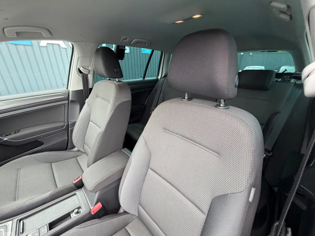 Volkswagen Golf Estate, Petrol, 2019, White