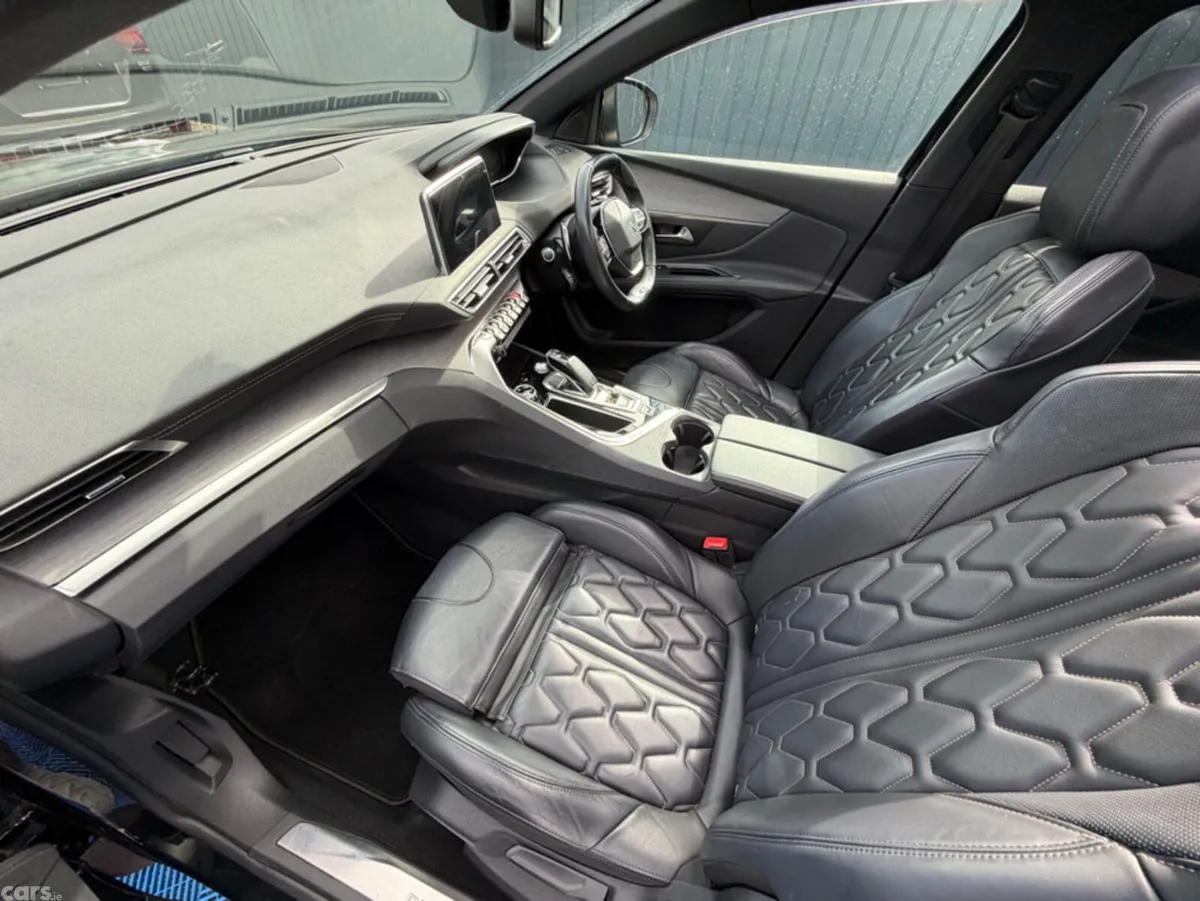 Peugeot 3008 SUV, Diesel, 2019, Black