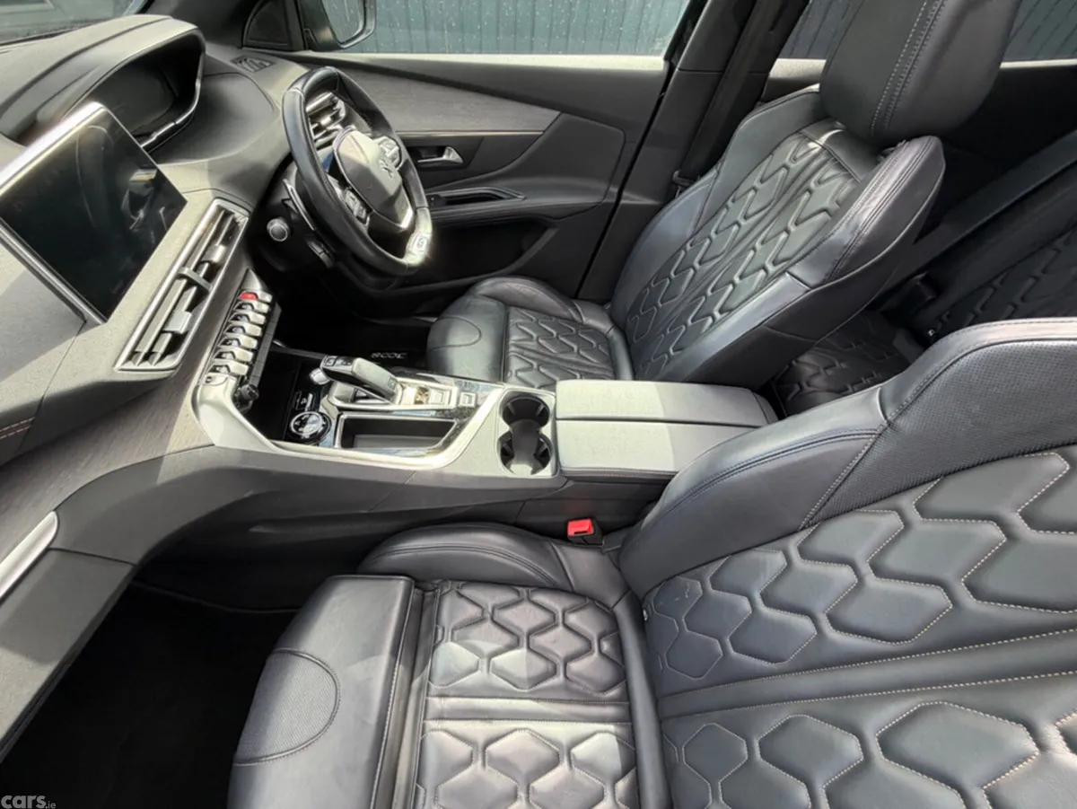 Peugeot 3008 SUV, Diesel, 2019, Black