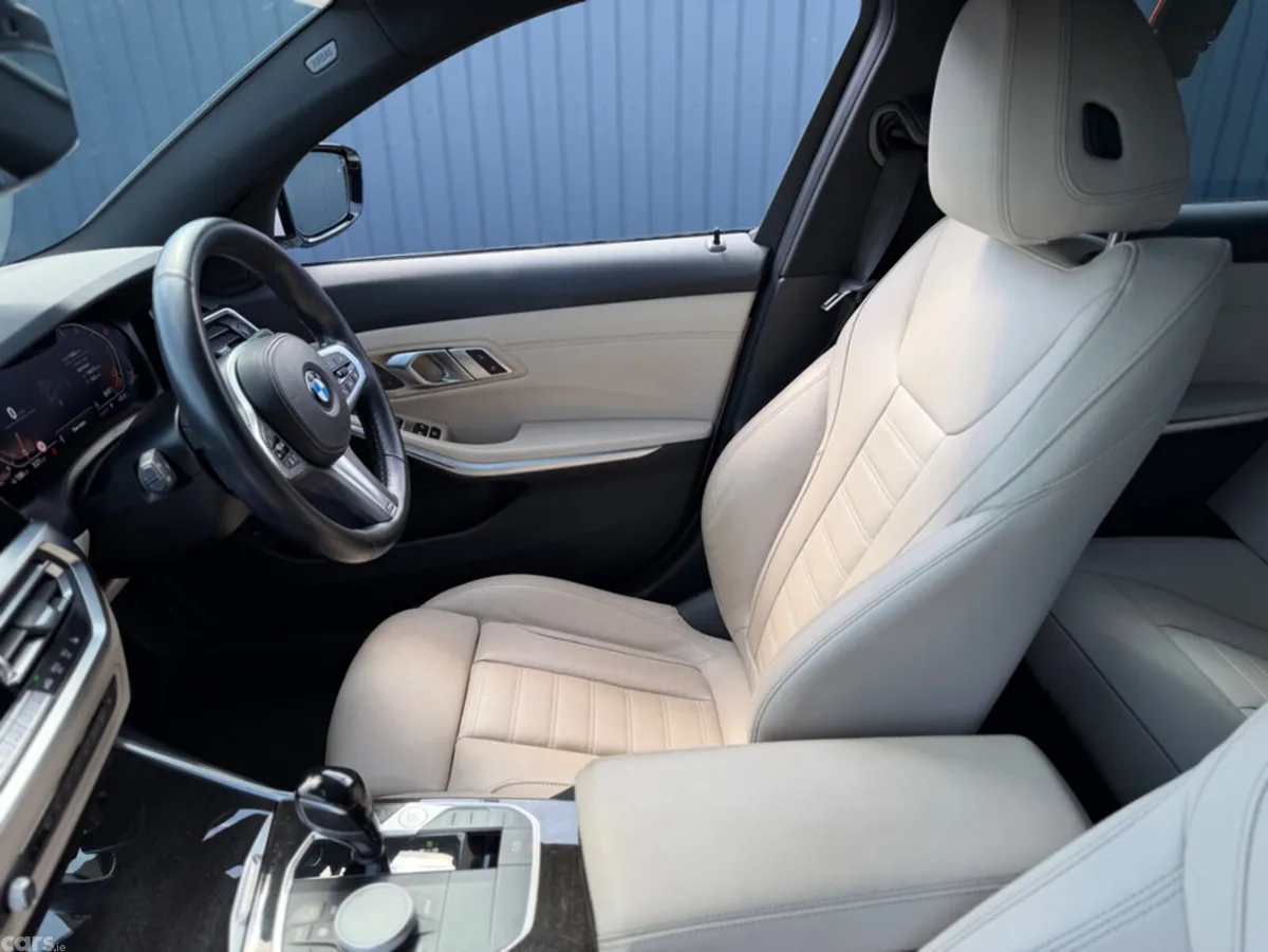 BMW 3-Series Estate, Diesel, 2022, White