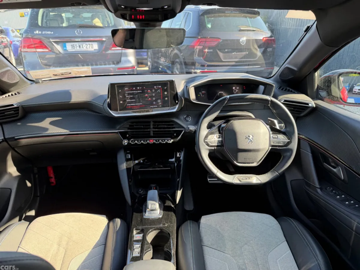 Peugeot 208 Hatchback, Petrol, 2021, Red
