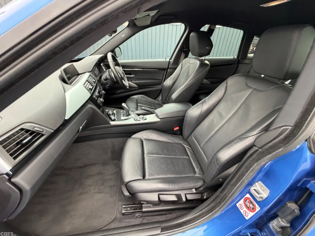 BMW 3-Series Saloon, Diesel, 2017, Blue