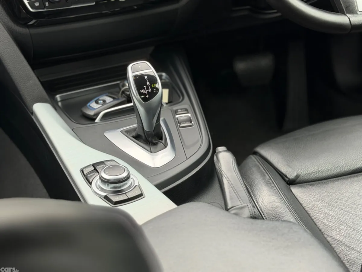 BMW 3-Series Saloon, Diesel, 2017, Blue