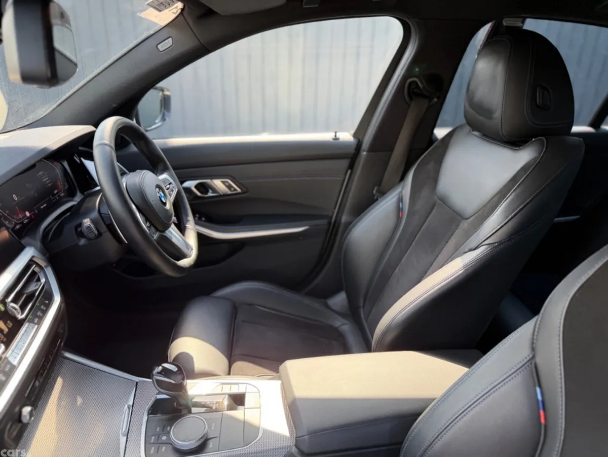 BMW 3-Series Saloon, Diesel, 2019, White