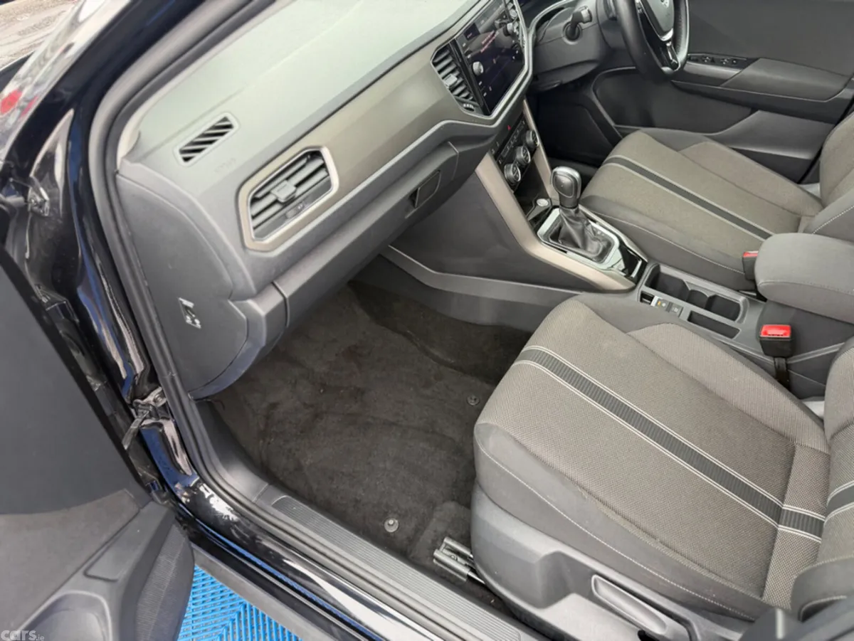 Volkswagen T-Roc SUV, Diesel, 2021, Black