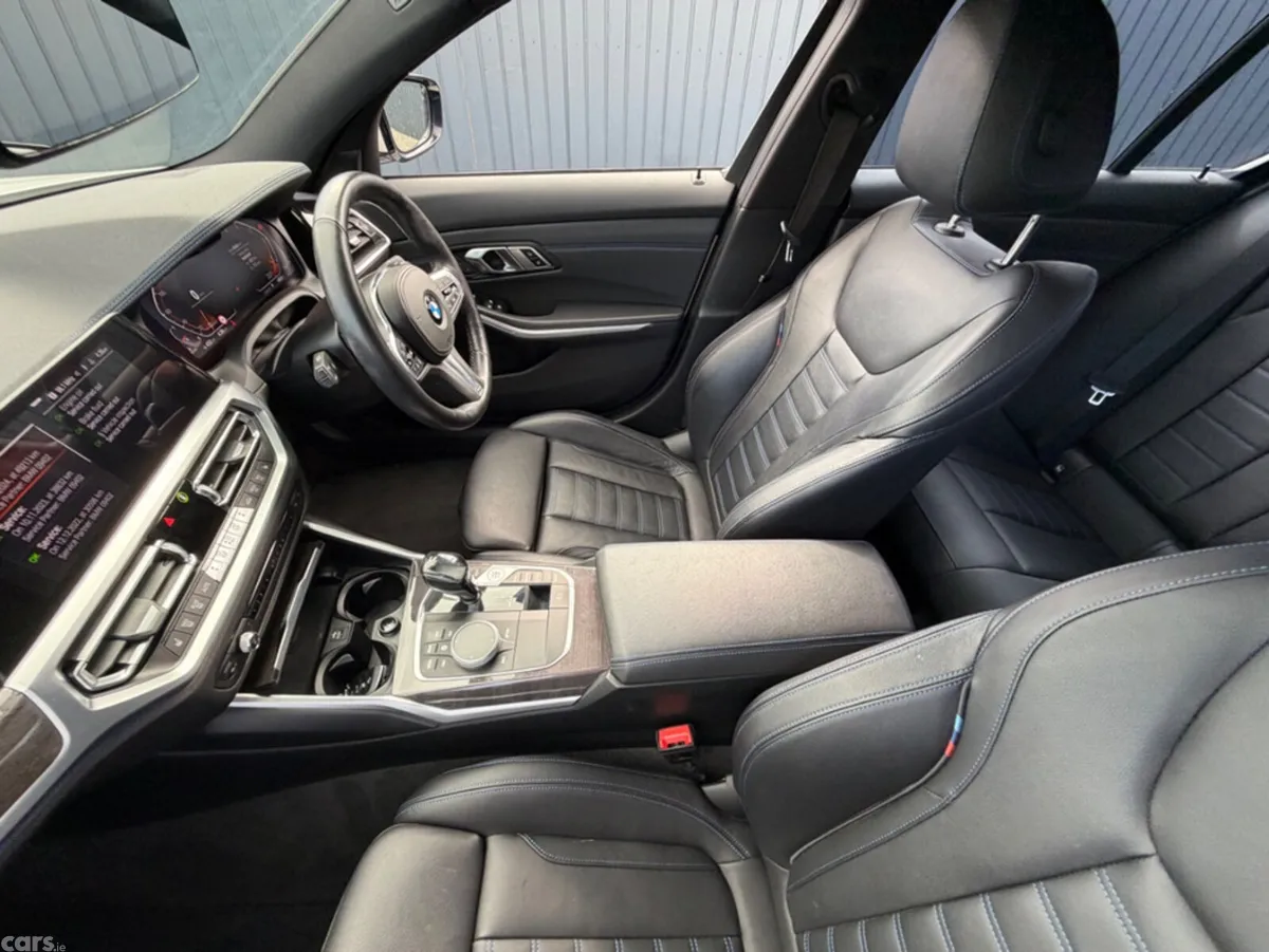 BMW 3-Series Saloon, Diesel, 2019, White