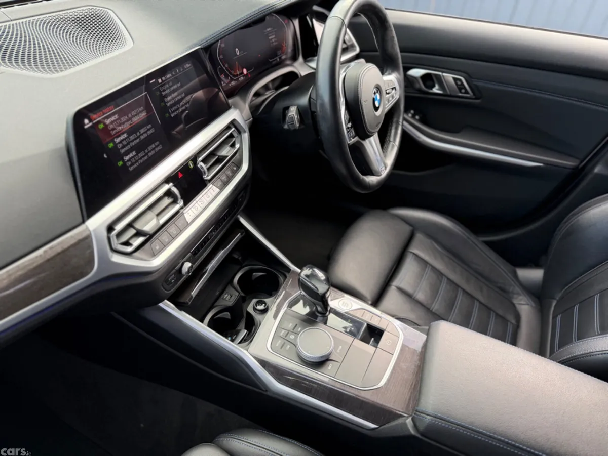 BMW 3-Series Saloon, Diesel, 2019, White