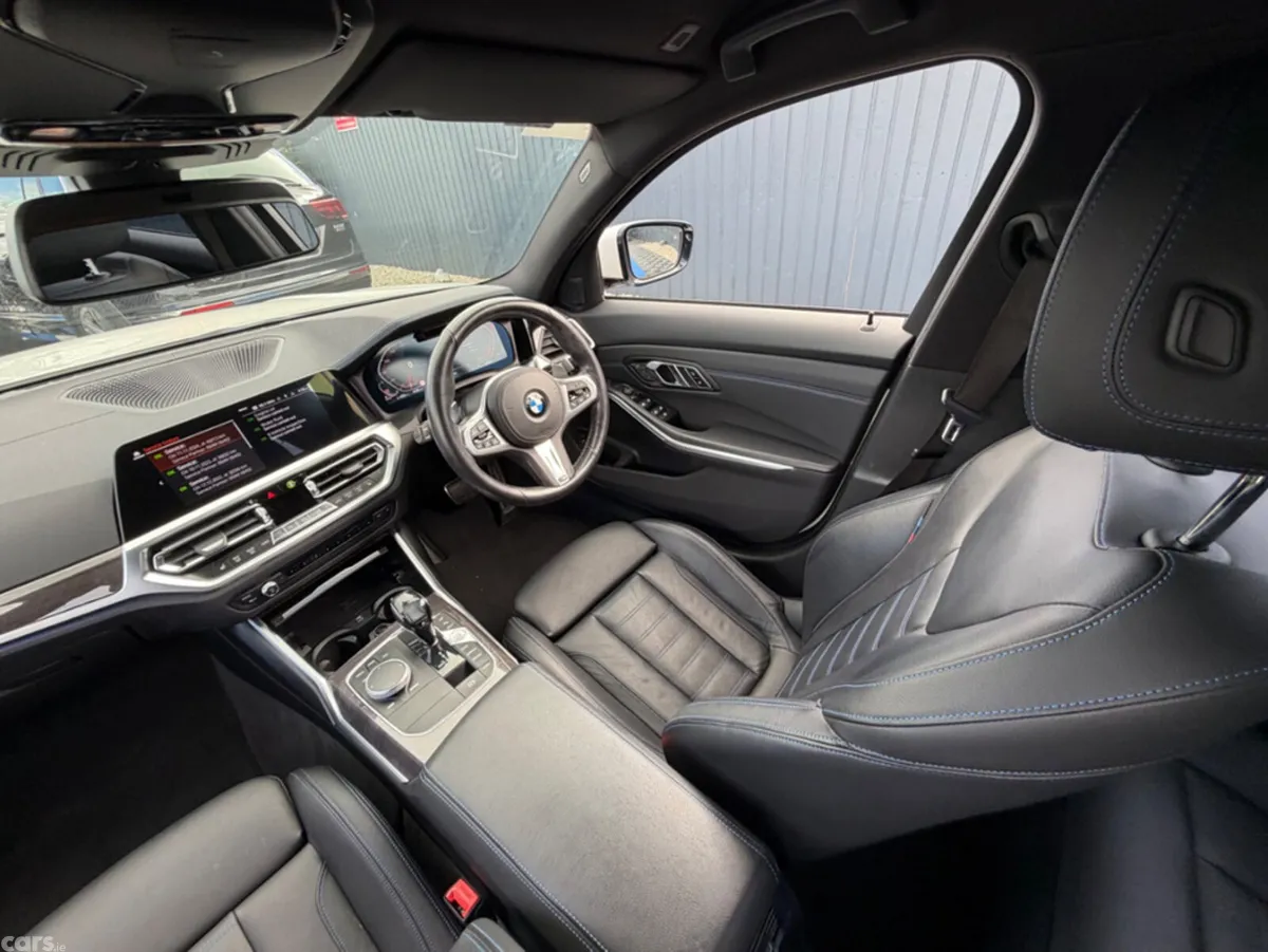 BMW 3-Series Saloon, Diesel, 2019, White