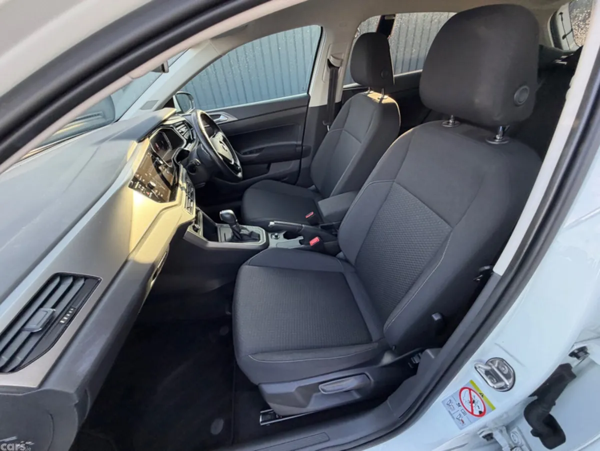 Volkswagen Polo Hatchback, Petrol, 2019, White