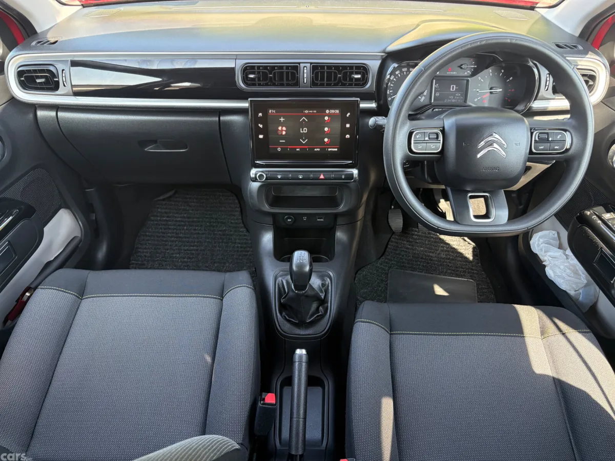 Citroen C3 Hatchback, Petrol, 2017, Red