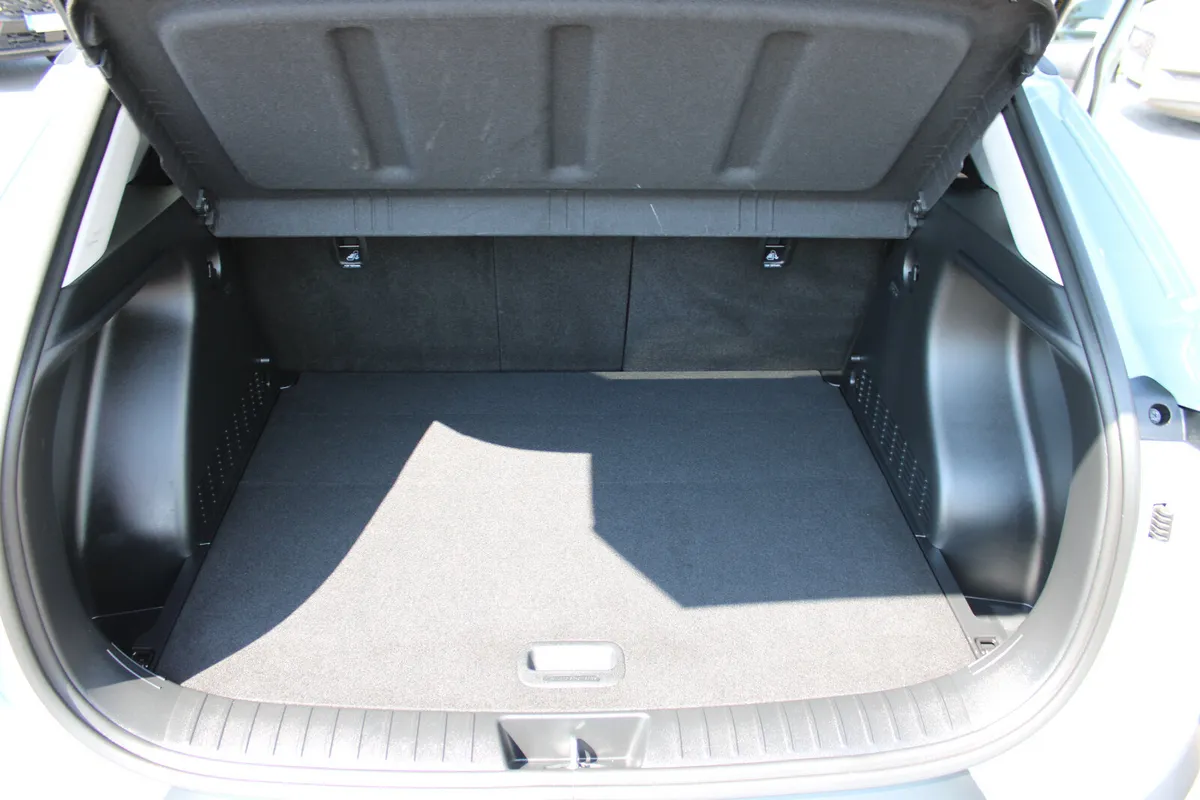 Hyundai KONA MPV, Petrol, 2024, Green
