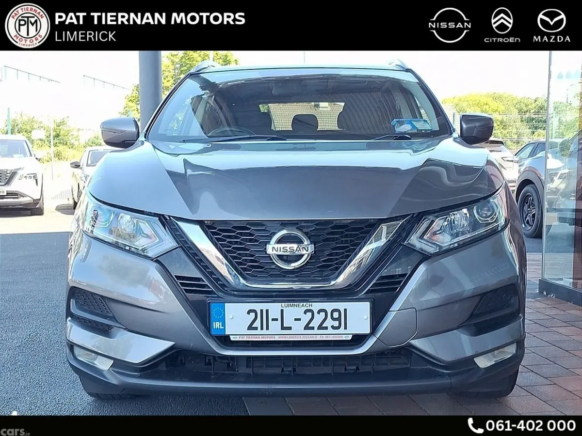 Nissan Qashqai MPV, Petrol, 2021, Grey
