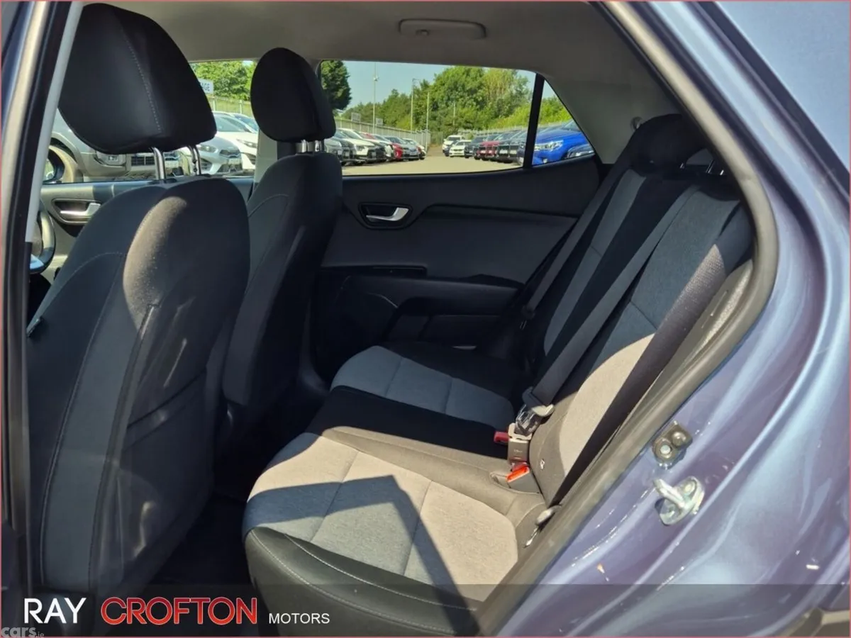 Kia Stonic Estate, Petrol, 2023, Blue