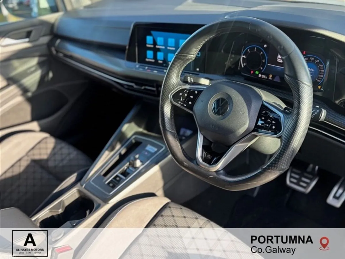 Volkswagen Golf Hatchback, Diesel, 2023, White