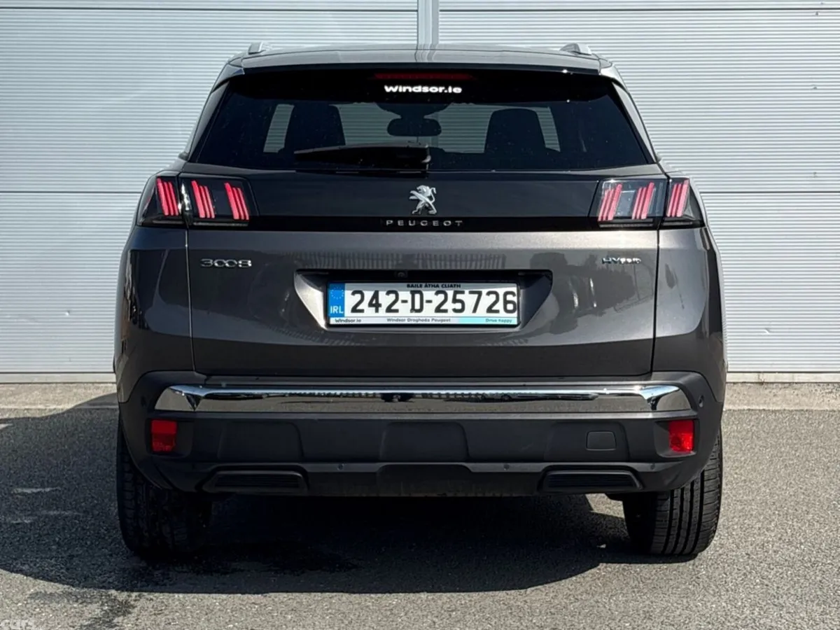 Peugeot 3008 SUV, Petrol Plug-in Hybrid, 2024, Grey