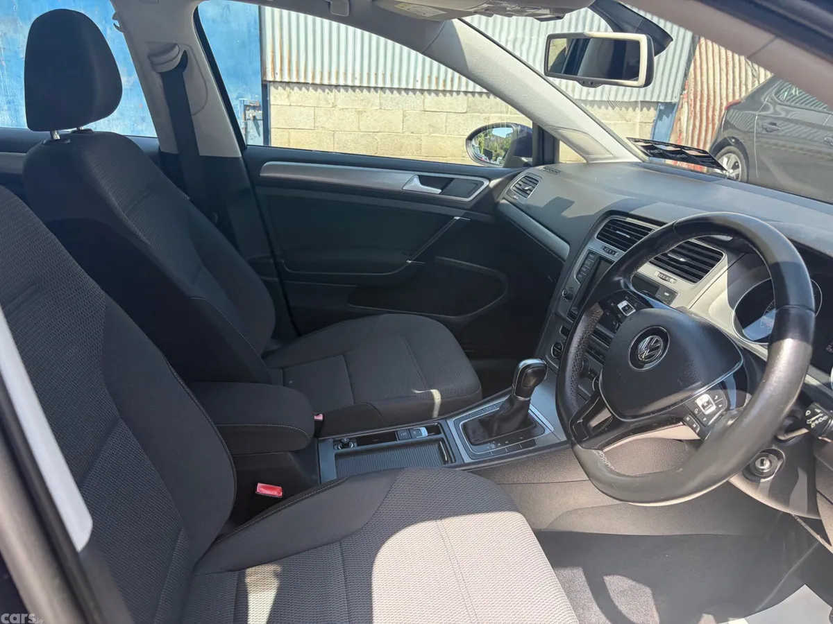 Volkswagen Golf Hatchback, Petrol, 2015, Blue