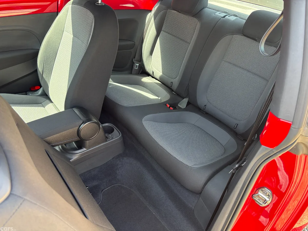 Volkswagen Beetle Hatchback, Petrol, 2012, Red
