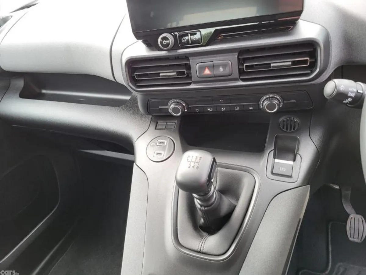 Peugeot Rifter MPV, Diesel, 2025, Grey