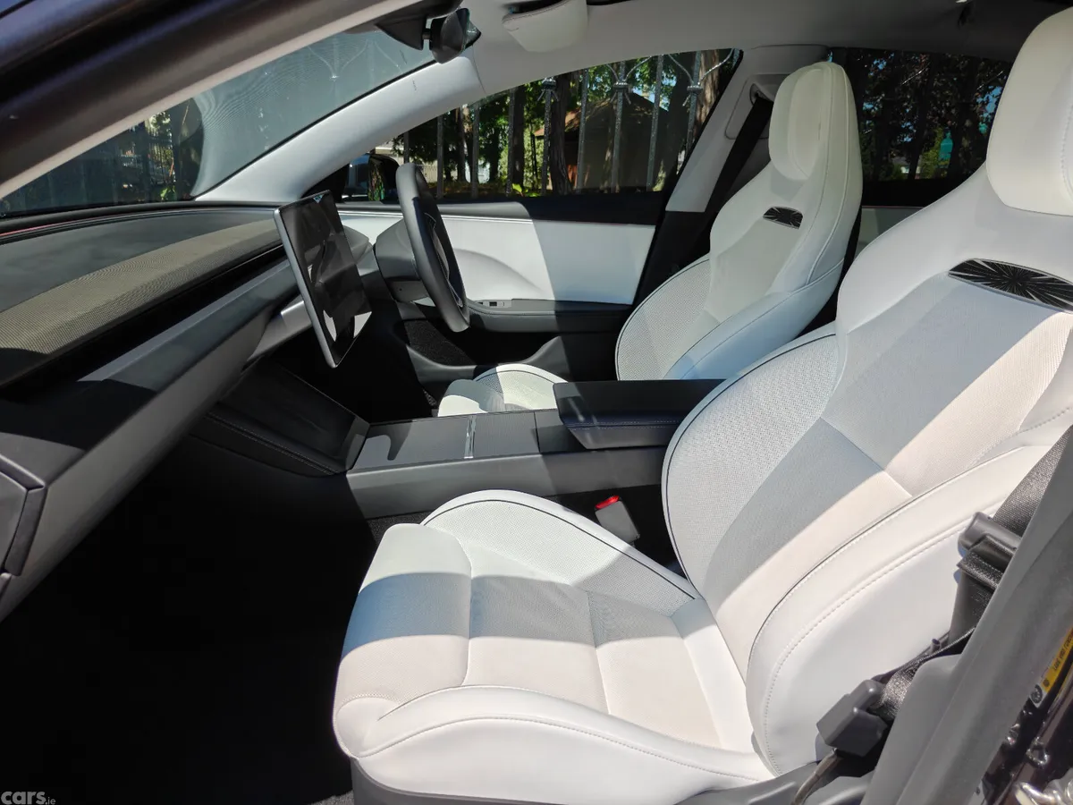 Tesla Model 3 Saloon, Electric, 2024, Black