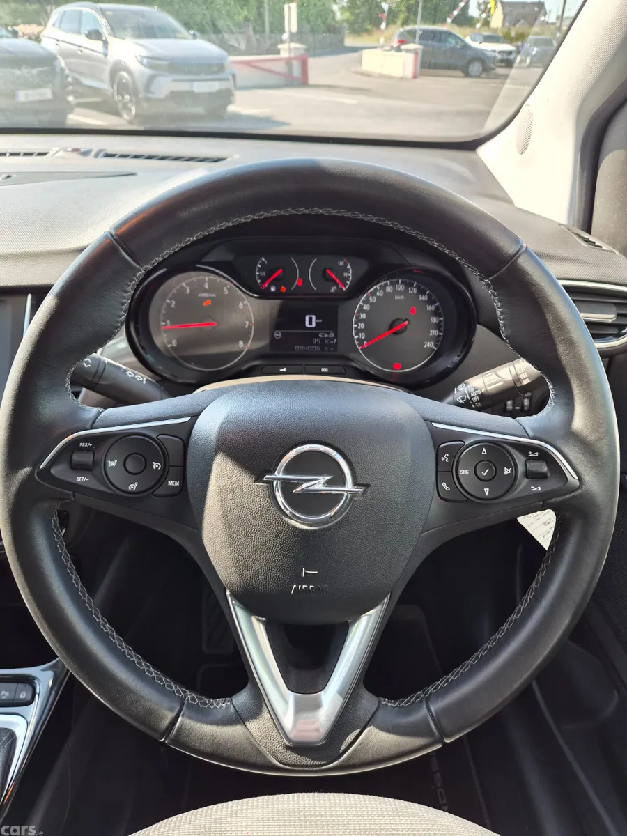 Opel Crossland SUV, Diesel, 2022, Grey