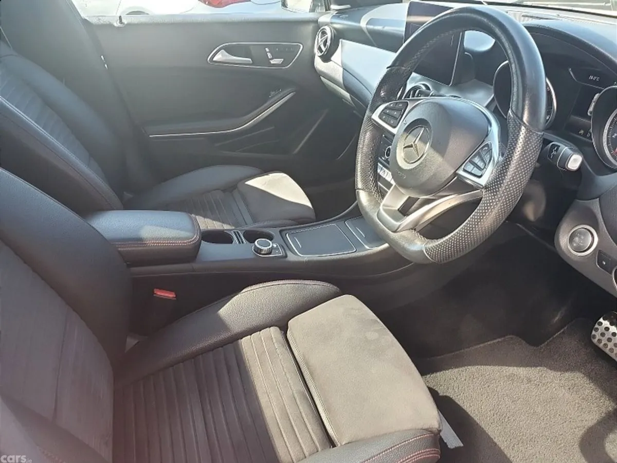 Mercedes-Benz CLA Hatchback, Petrol, 2019, Black