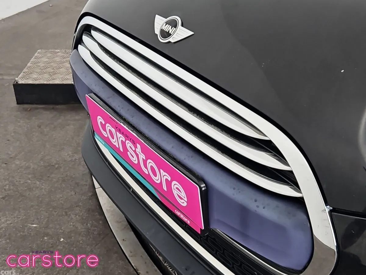 Mini Cooper Hatchback, Diesel, 2018, Black