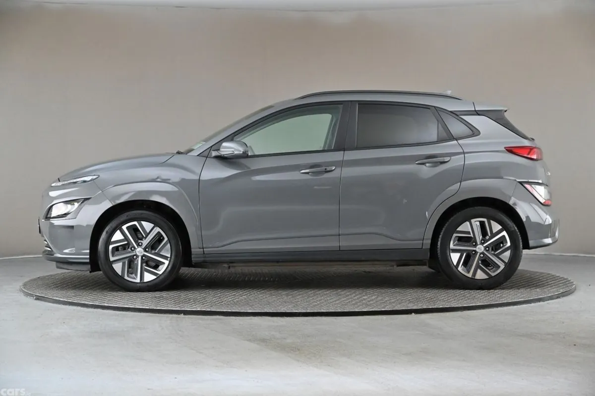 Hyundai KONA SUV, Electric, 2023, Grey
