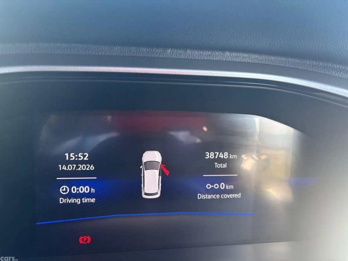 Volkswagen T-Roc SUV, Petrol, 2024, White
