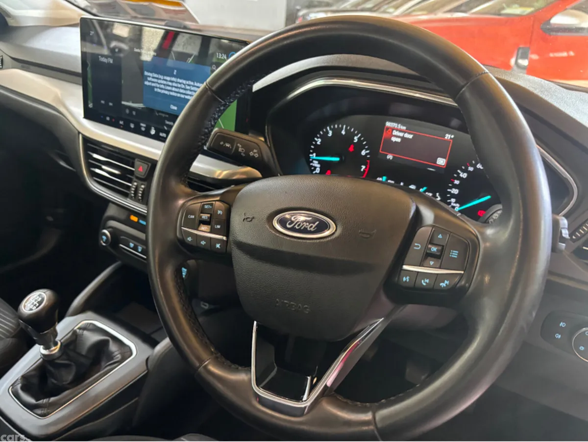 Ford Focus Estate, Petrol, 2023, Red