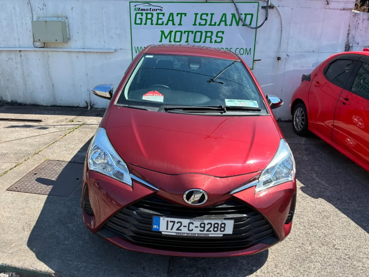 Toyota Vitz Hatchback, Petrol, 2017, Red