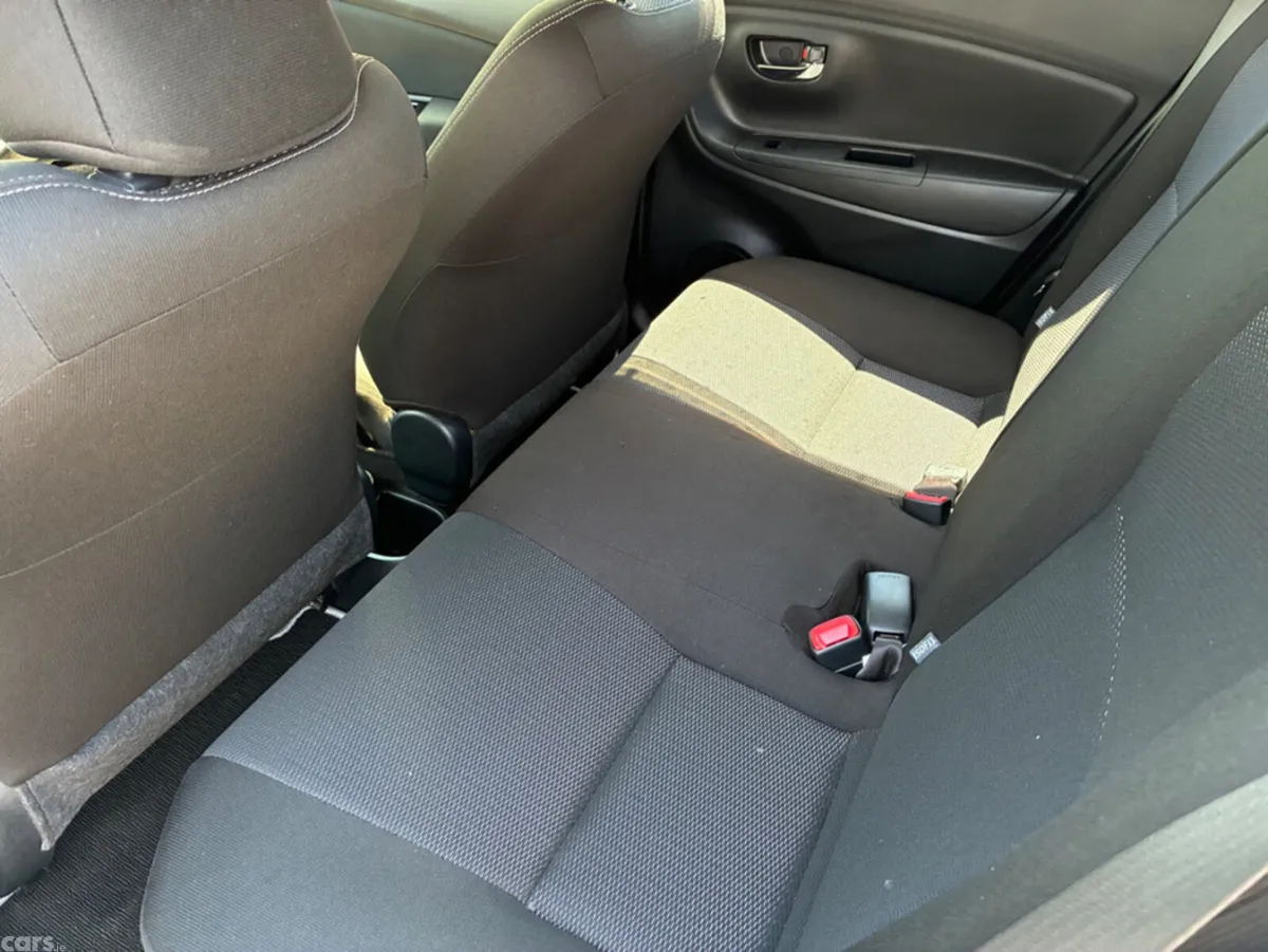 Toyota Vitz Hatchback, Petrol Hybrid, 2019, White