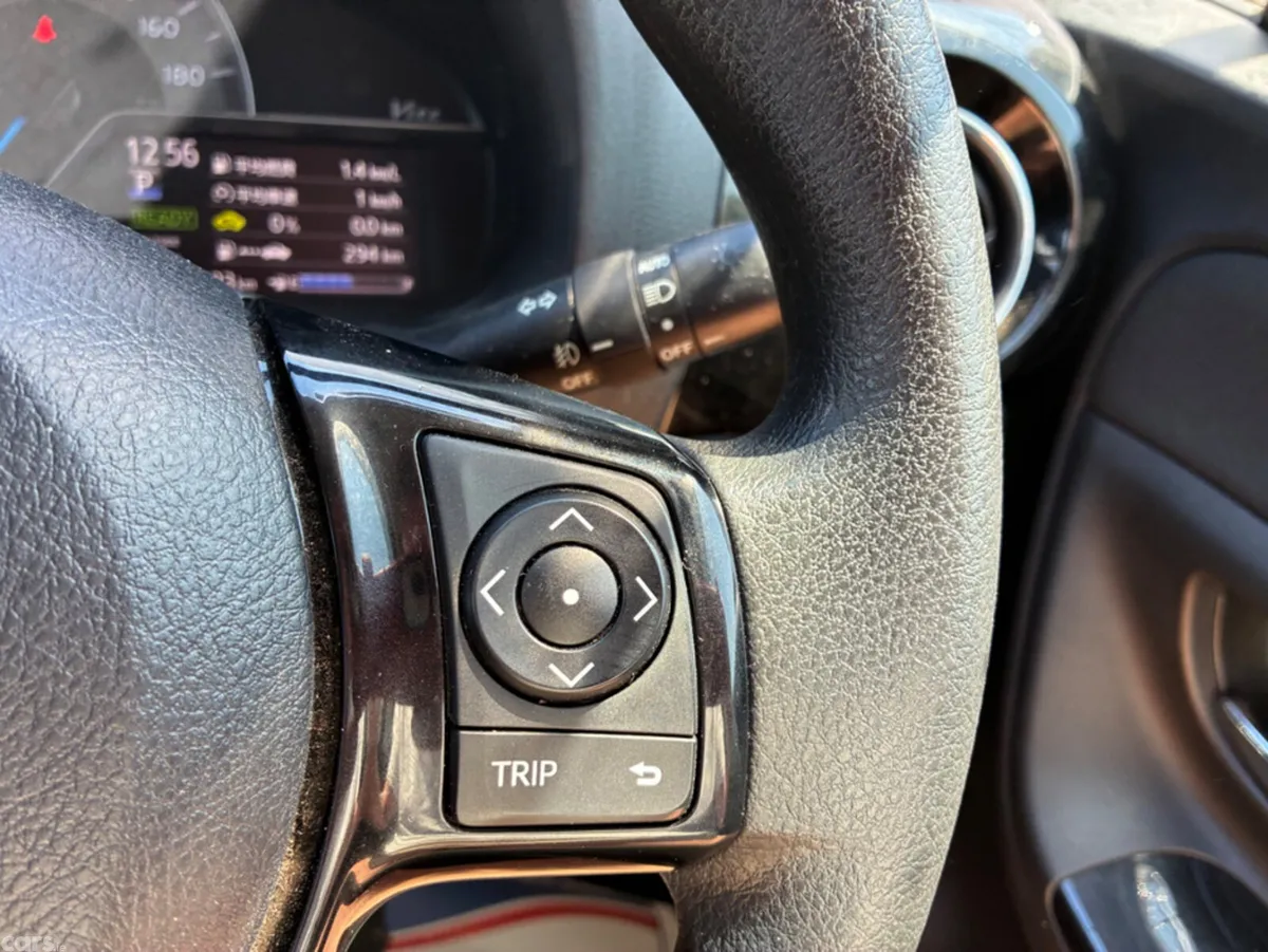 Toyota Vitz Hatchback, Petrol Hybrid, 2019, White
