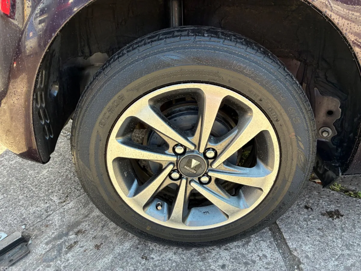 Toyota Vitz Hatchback, Petrol, 2018, Purple