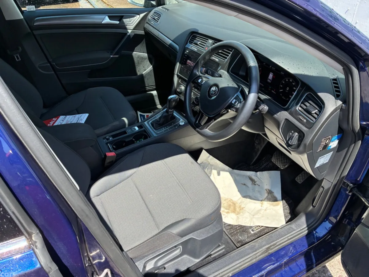 Volkswagen Golf Estate, Petrol, 2019, Blue