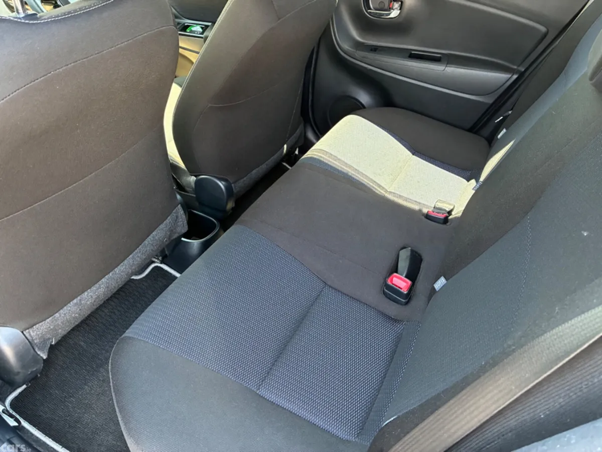 Toyota Vitz Hatchback, Petrol, 2018, Purple