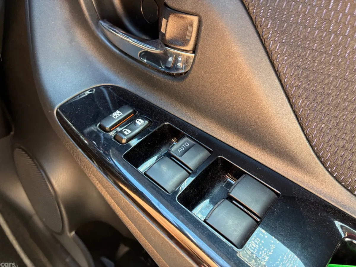 Toyota Vitz Hatchback, Petrol, 2018, Purple