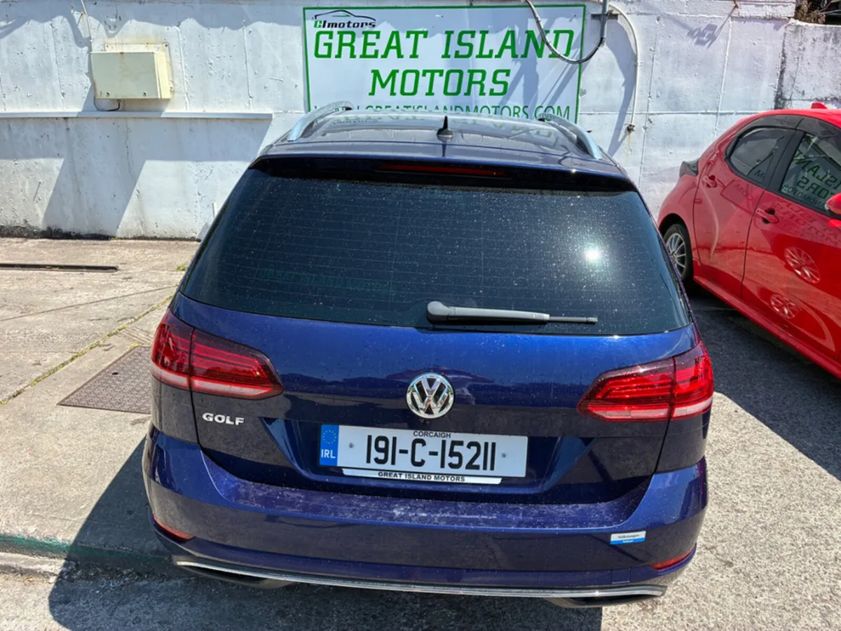 Volkswagen Golf Estate, Petrol, 2019, Blue