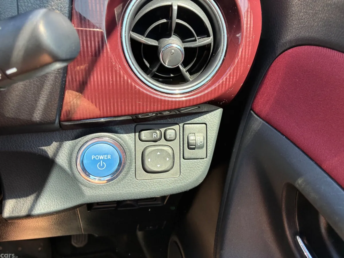 Toyota Vitz Hatchback, Petrol Hybrid, 2019, Pink