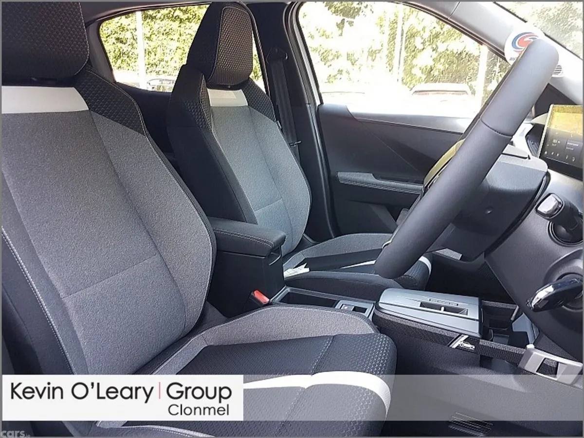 Opel Frontera SUV, Petrol Hybrid, 2026, White