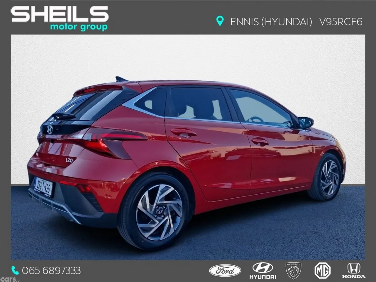Hyundai i20 Hatchback, Petrol, 2025, Red