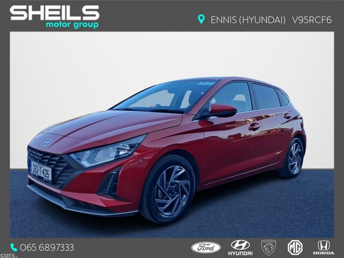 Hyundai i20 Hatchback, Petrol, 2025, Red