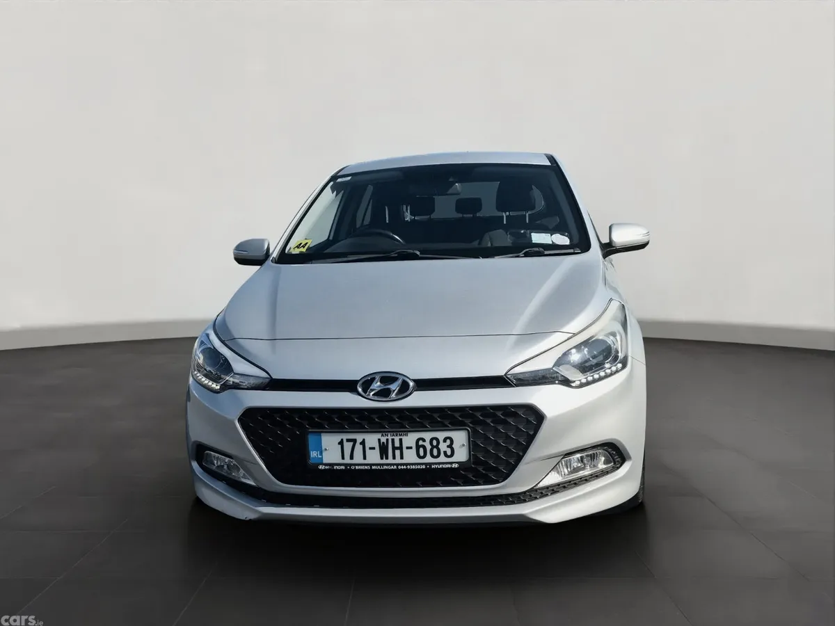 Hyundai i20 Hatchback, Petrol, 2017, Grey
