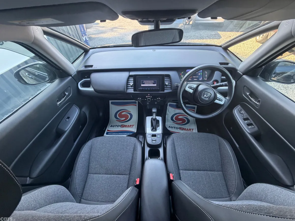 Honda Fit Hatchback, Petrol Hybrid, 2025, Blue